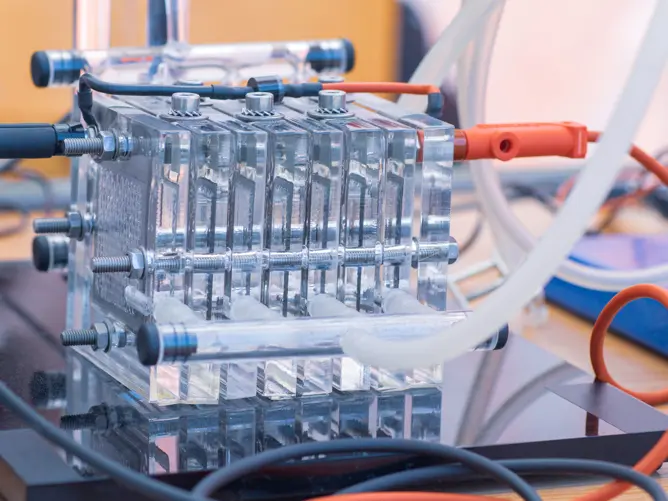 用蒸發裝置為燃料電池加濕